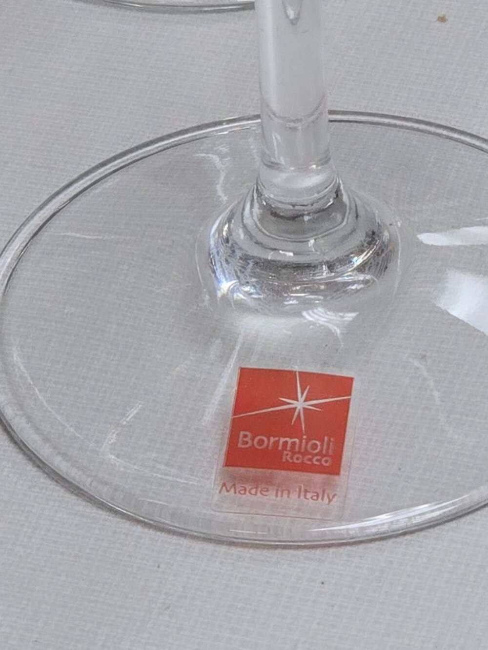 Bormioli Rocco Italian Wine Glasses Set of 5 Clear Elegant Design - Picture 6 of 10